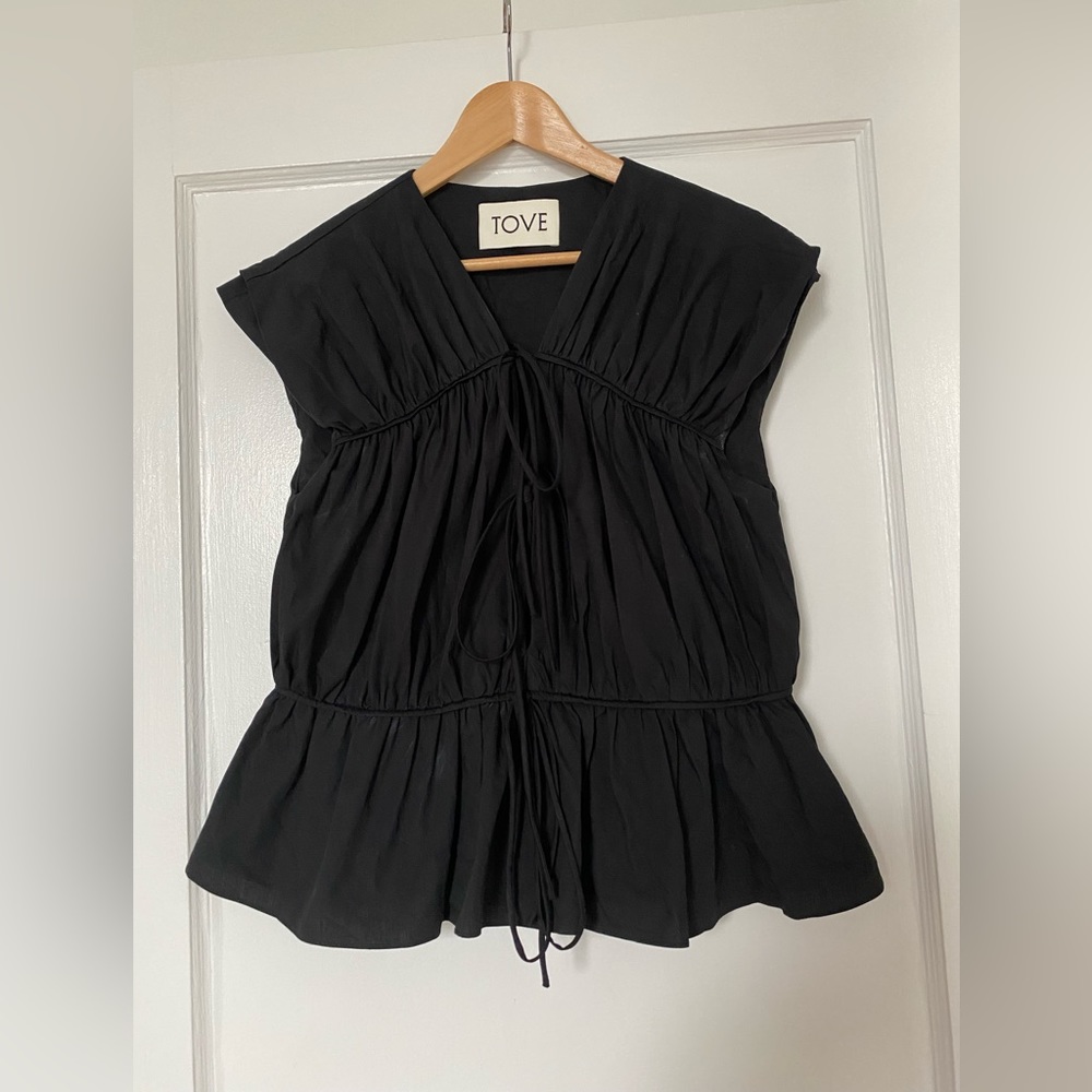 Tove shirt worn once
